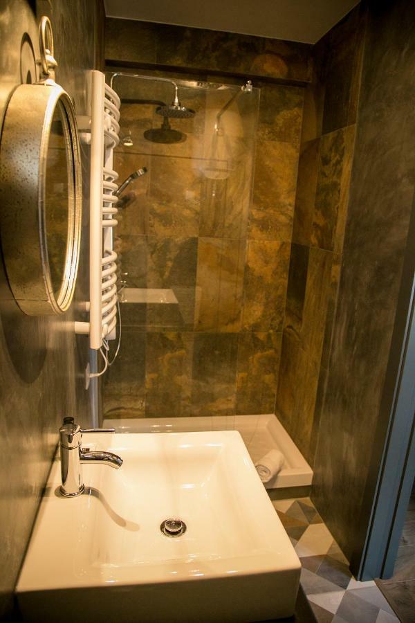 The Globetrotter'S Inn Ericeira Ngoại thất bức ảnh